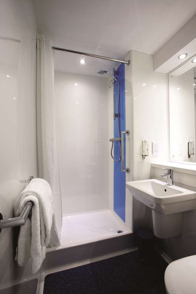 Travelodge Liverpool Docks Zimmer foto