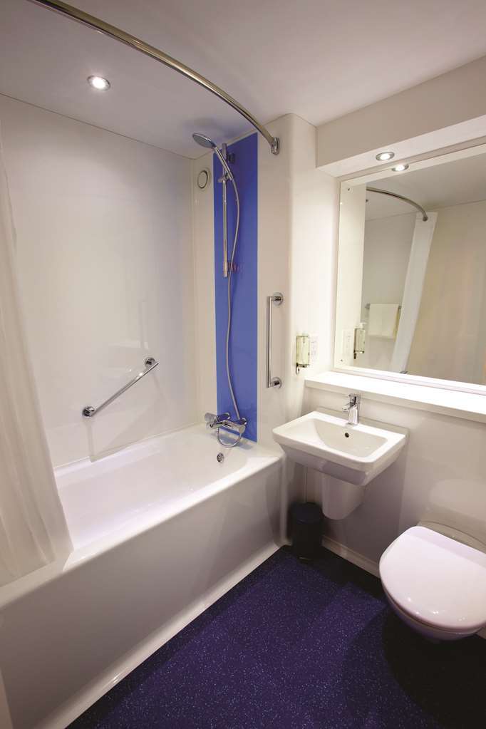 Travelodge Liverpool Docks Zimmer foto